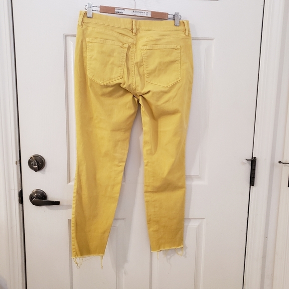 LOFT modern skinny crop soft yellow denim jeans - Picture 3 of 10